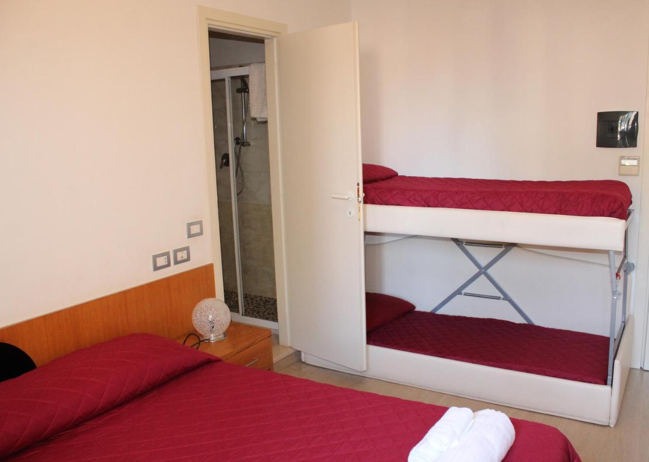 Hotel Morolli Rimini Extérieur photo