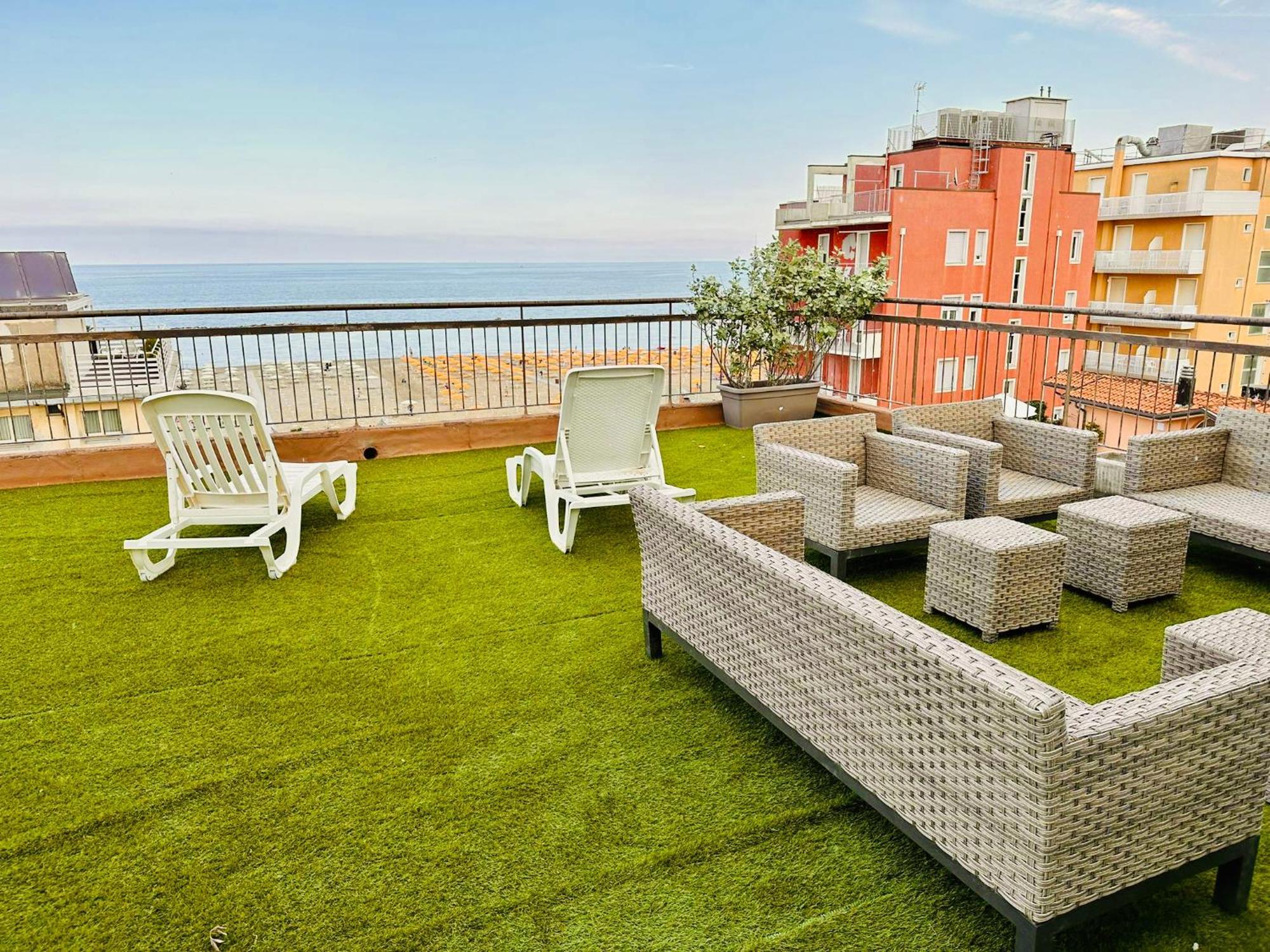 Hotel Morolli Rimini Extérieur photo