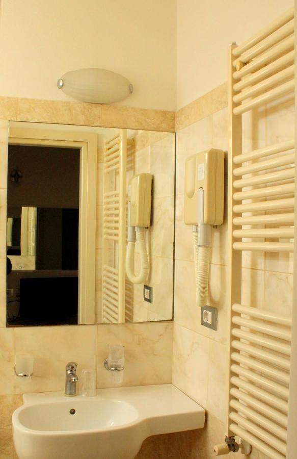 Hotel Morolli Rimini Extérieur photo