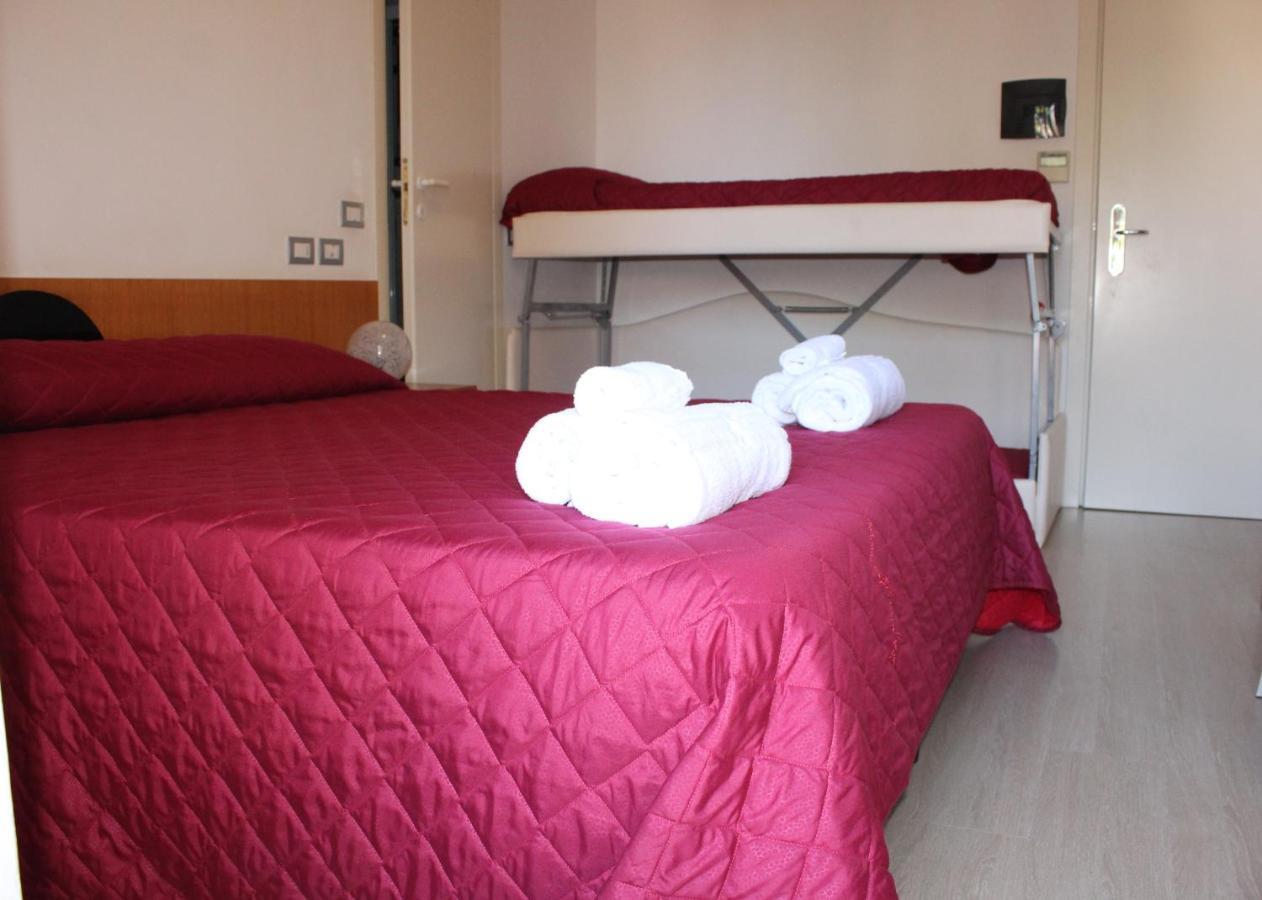 Hotel Morolli Rimini Extérieur photo
